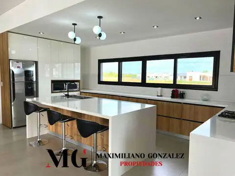 Casa venta Fincas de San Vicente Sporting