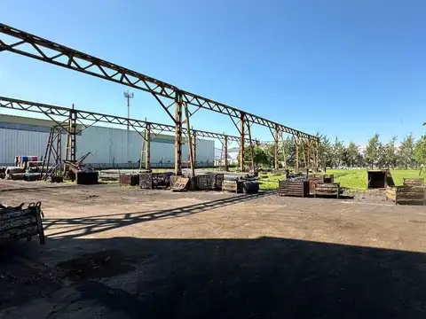 av presidente peron y av m cisnero 100