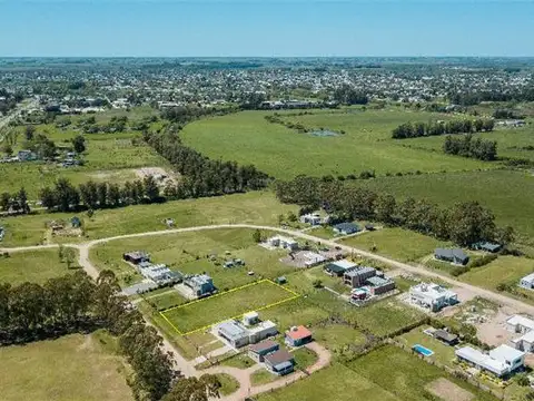 Terreno en Venta 25  mts Frente