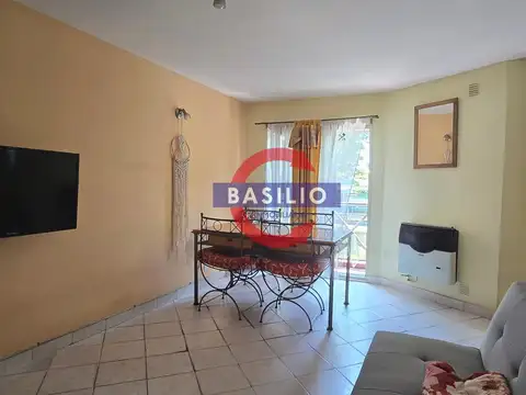 Depto Tipo Casa 3 ambientes con 1 baño
