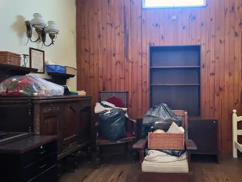 CASA EN VENTA DE 3 DORMITORIOS