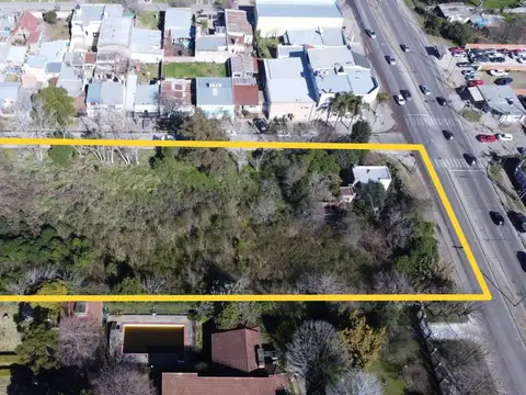 44 esquina 170 Importante lote comercial industrial