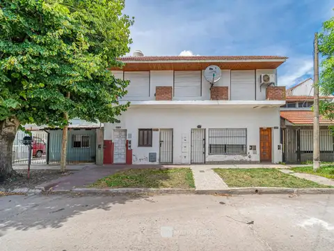 Venta - PH 3 ambientes - Patio - Apto crédito