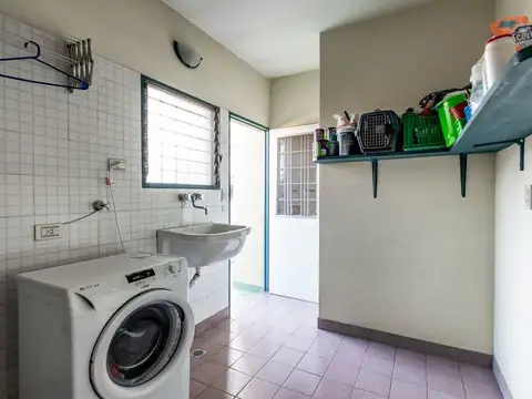 Depto Tipo Casa en Venta 26 años