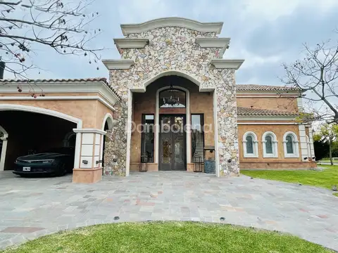 Casa en Venta al Sudeste