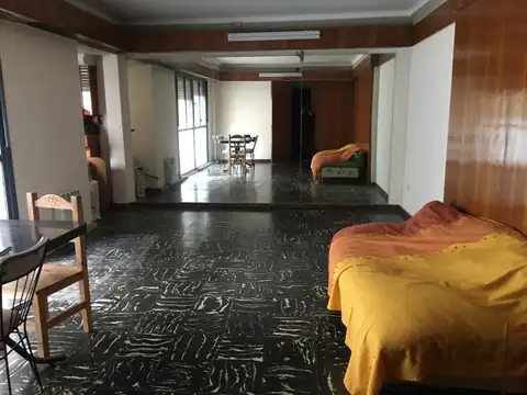 Departamento en Venta de 7 ambientes