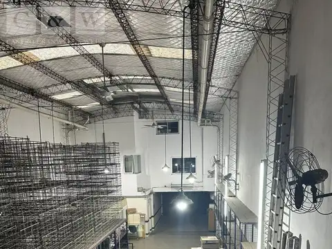 Galpon en Alquiler en Chacarita, USD 12.000