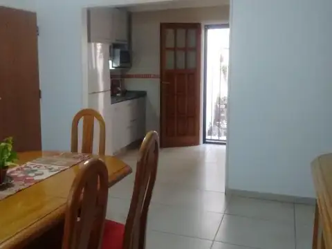 Depto Tipo Casa en Venta de 3 ambientes