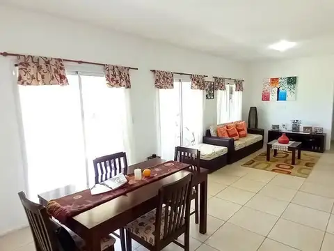 BLVD. SANTA GUADALUPE 100