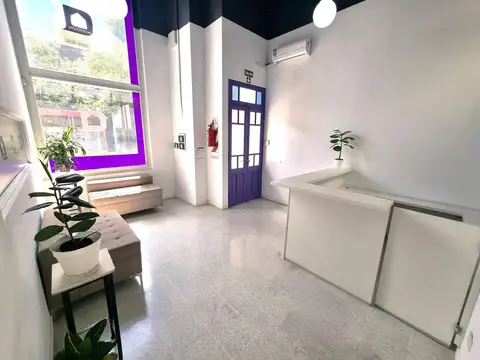 VENTA OFICINA TOTALMENTE EQUIPADA - FONDO COMERCIO EN PICHINCHA