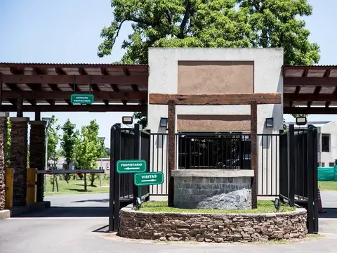 Casa en Venta con 1 cochera