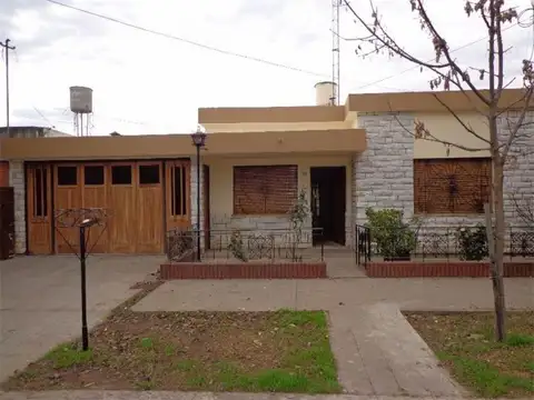 Venta Propiedad Excelente Estado Comodidades Pileta *