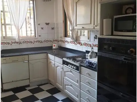 Casa en Venta en Castelar Sur, USD 230.000