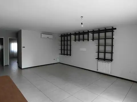 Departamento en Alquiler en Haedo Sur, $ 950.000