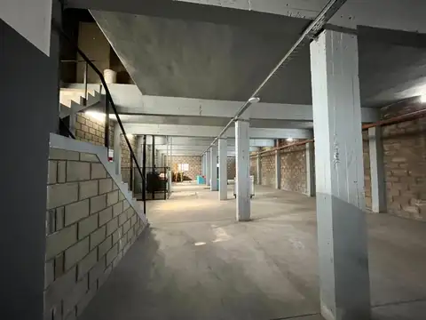 ALQUILER DE DEPOSITO EN 1 PISO RUTA 8 TORTUGUITAS