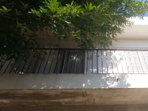 Departamento 3 ambientes en alquiler en Castelar Norte