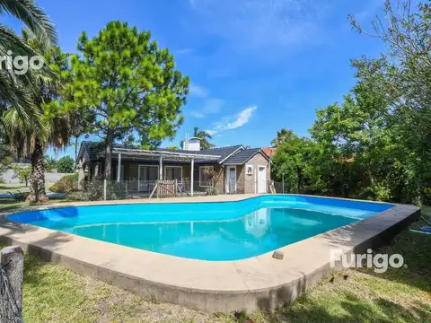 Venta casa terreno comercial 1500m2 Funes Ruta 9 garita 7