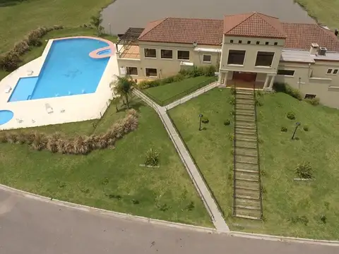 Terreno en Venta de 900,0 m2