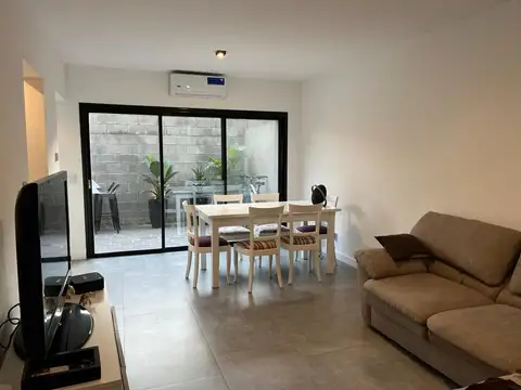 Depto Tipo Casa en Venta de 4 ambientes