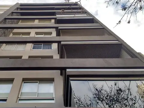VENTA DEPARTAMENTO TRES AMBIENTES- PARQUE CHACABUCO