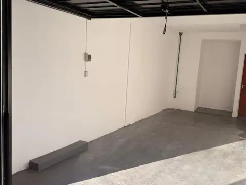 COCHERA EN VENTA - 26 M2 totales