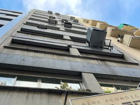 Oficina Al Frente en Venta - Rodríguez Peña Al 200 - Tribunales.