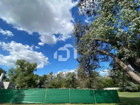Terreno en venta en Las Casuarinas del Pilar 100