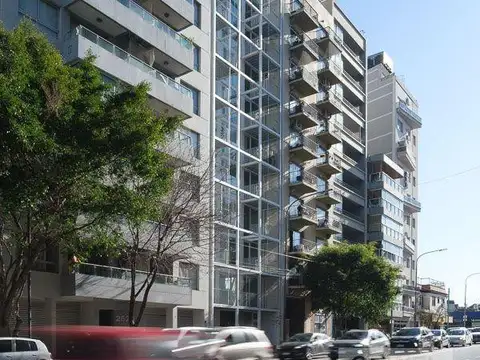 Local en Venta en Coghlan, USD 160.000