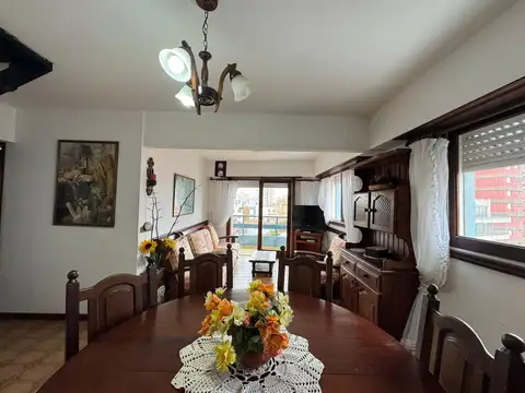 Avenida Buenos Aires entre Costanera y Pasaje costanero.