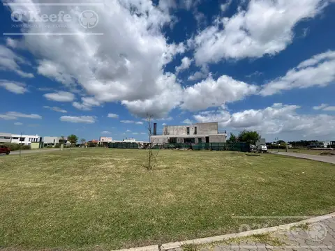 CTR - Lote central en Villalobos 345