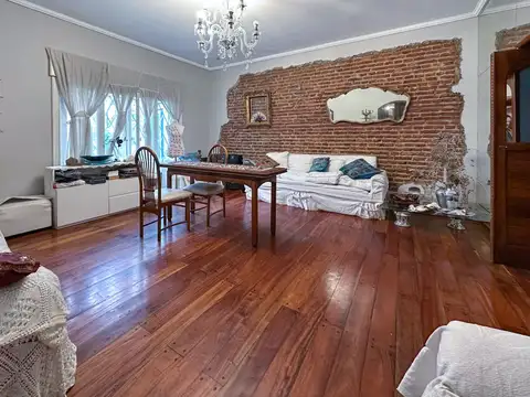 Casa en Venta en Lanus Oeste, USD 200.000