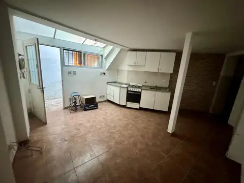 Obispo San Alberto 3500