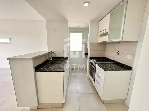 Departamento en Alquiler en Granadero Baigorria, $ 550.000
