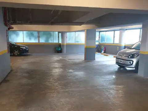 VENTA COCHERA EXCELENTE UBICACION EN VILLA CRESPO