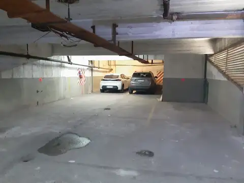 VENTA  COCHERA A LADO DE TRIBUNALES-SAN ISIDRO