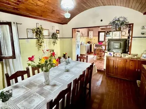 Muy linda casa 4 dorm qcho/pileta/jardin/gge s/ruta 51