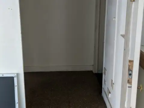 Local en Alquiler Via Púb.