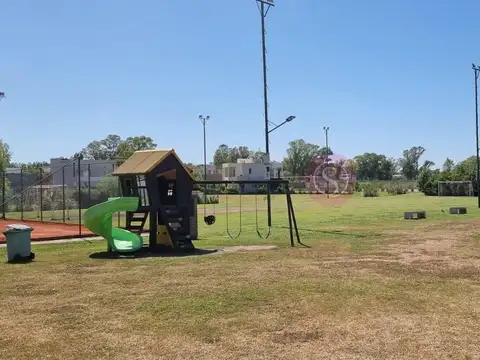 Terreno en Venta de 588,0 m2