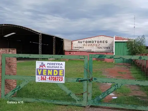 P. Iglesias: VENDE Amplio galpon+terreno s/ Av Alvear 3.100