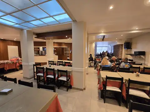 Edificio Comercial en Barrio 2 De Abril