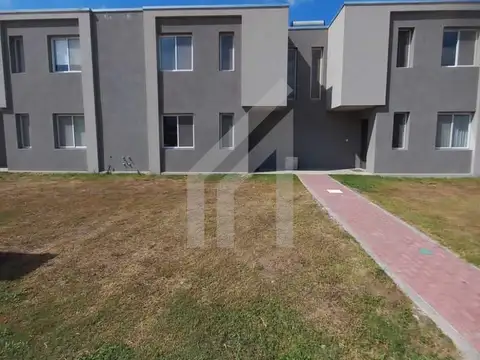 Casa Dúplex  en Venta en DECS Tortugas, Garin, Escobar