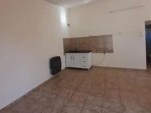 Casa en Alquiler con 1 cochera