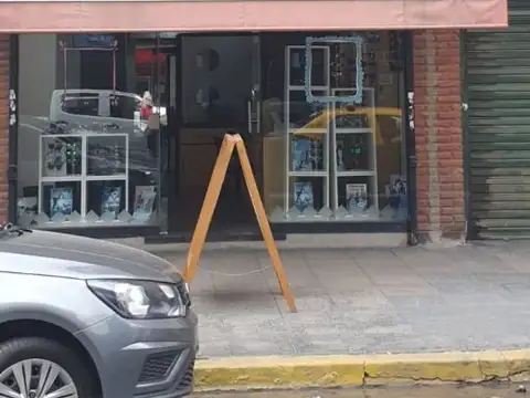 Hipolito Yrigoyen 2500