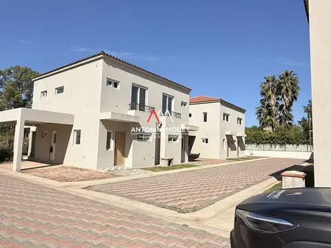 CASA TIPO DUPLEX A ESTRENAR EN CHIC VILLAGE - PILAR