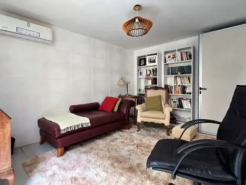 Depto Tipo Casa 4 ambientes con 2 baños