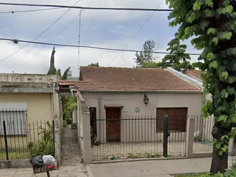 CASA PH A RECICLAR MERLO CENTRO SIN EXPENSAS