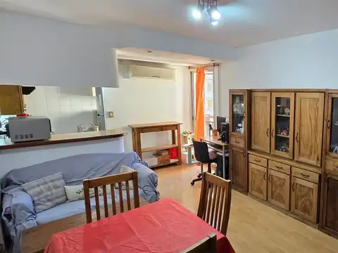 ALQUILER DEPTO. 3 AMB. CON BAULERA FLORES.