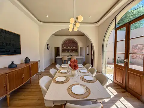 Casa en Venta en Nuestra Señora De Lourdes, USD 420.000