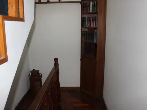 NUEVO VALOR   Casa de 3 dormitorios en centro de Hurlingham