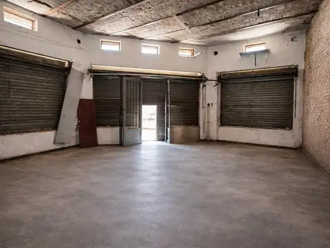 Local en Venta 40 años